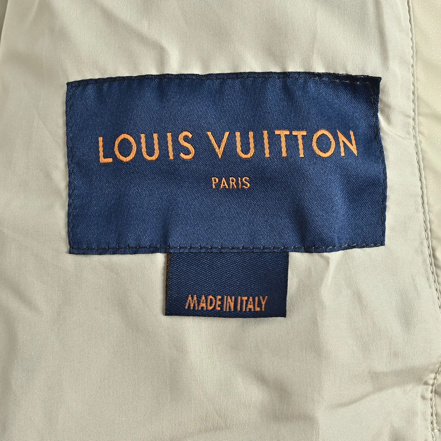 Louis Vuitton/Louis Vuitton embossed embossed down jacket